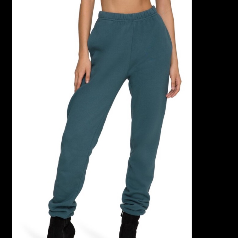 Good American Boyfriend Sweatpant